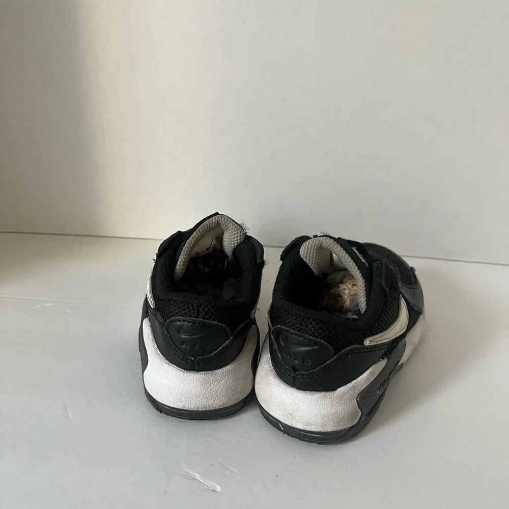 Nike Kids Black and White Sneakers
